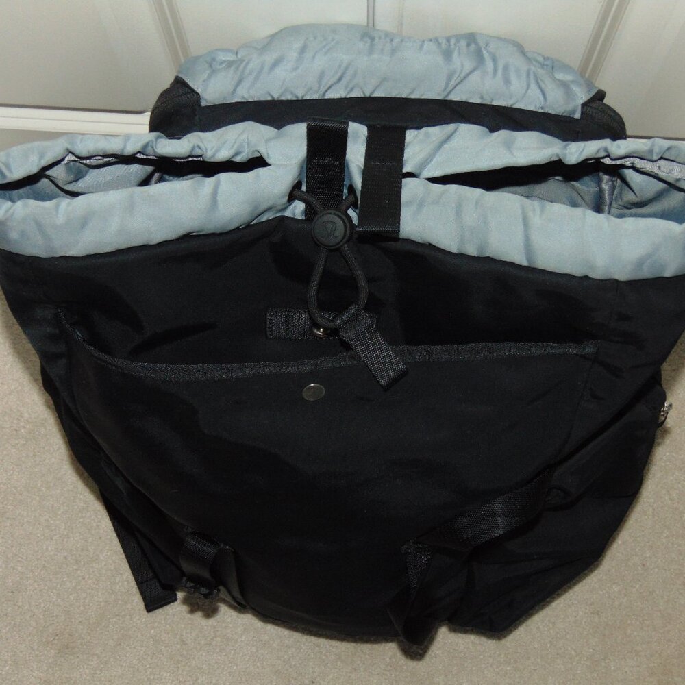 LULULEMON BACKPACK - Picture 2 of 8